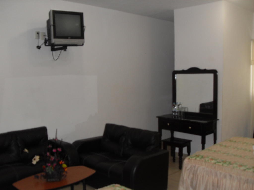 Hostal Del Cid Catemaco Esterno foto