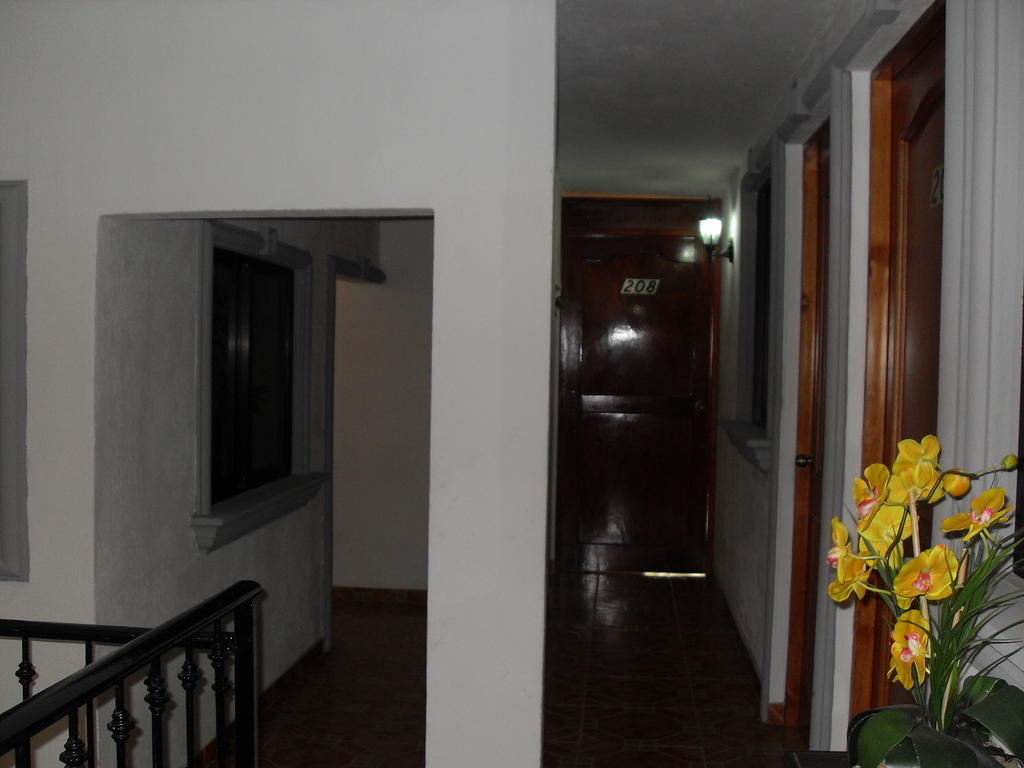 Hostal Del Cid Catemaco Esterno foto