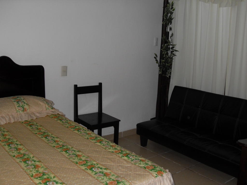 Hostal Del Cid Catemaco Esterno foto